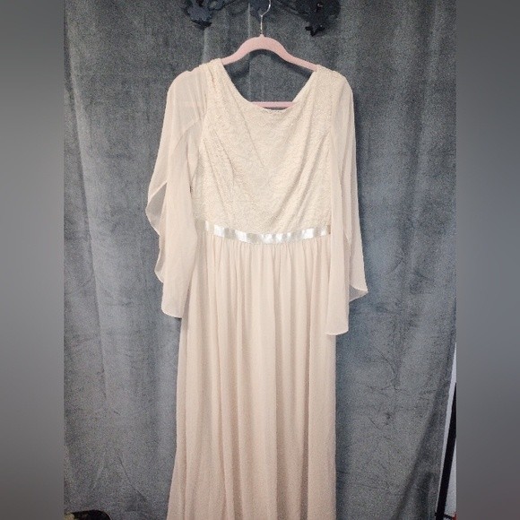 DressTells Champion Flowy Chiffon Maxi Dress with Lace Bodice Size Large NWOT - Picture 6 of 10